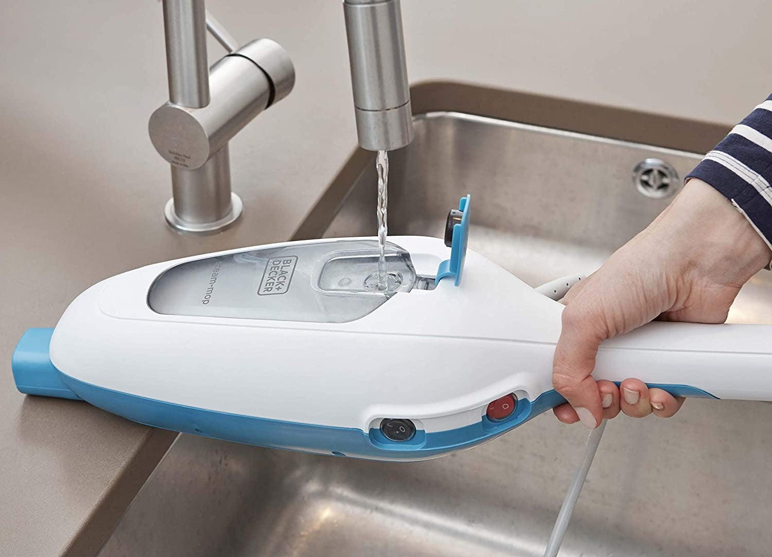 Lavapavimenti Black+Decker FMS13E1 1300 W Capacità 380 ml Con Testa Snodabile