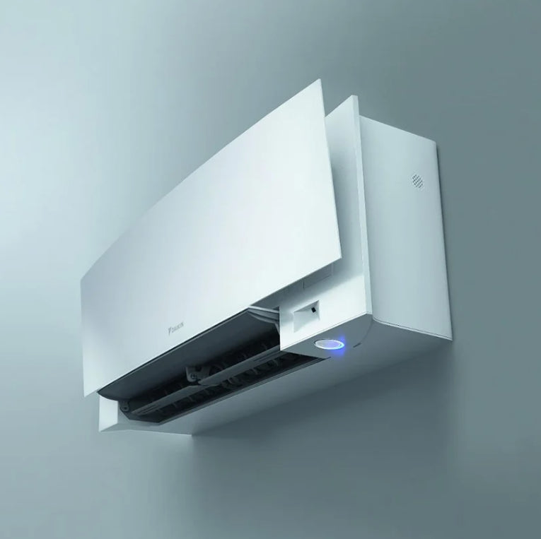 Condizionatore Climatizzatore Dual Daikin inverter Emura White Wi-Fi R-32 Bluevolution 7000+7000 BTU 2MXM40N9/A(9)