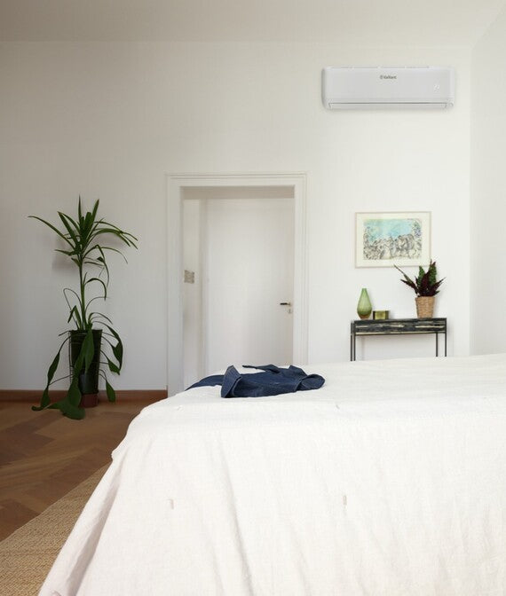Condizionatore Climatizzatore Vaillant Dual Split Inverter R-32 climaVAIR Pro 9000+12000 BTU + VAM1-050A2NO Wi-Fi Integrato