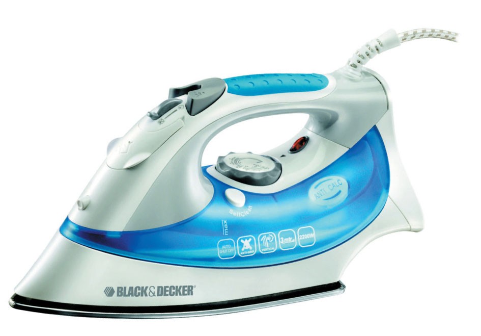 Ferro da stiro a vapore Black&Decker potenza 2200 w piastra in ceramica Mod. XT 2200 CP