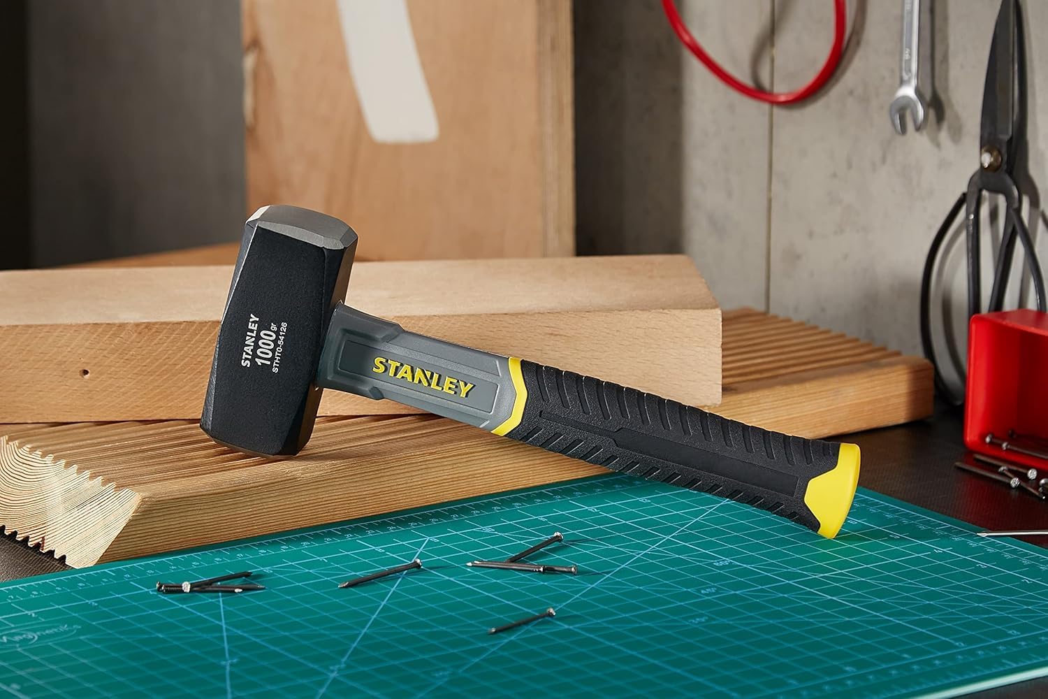 STANLEY Mazzetta Dynagrip in Grafite da 1000 gr