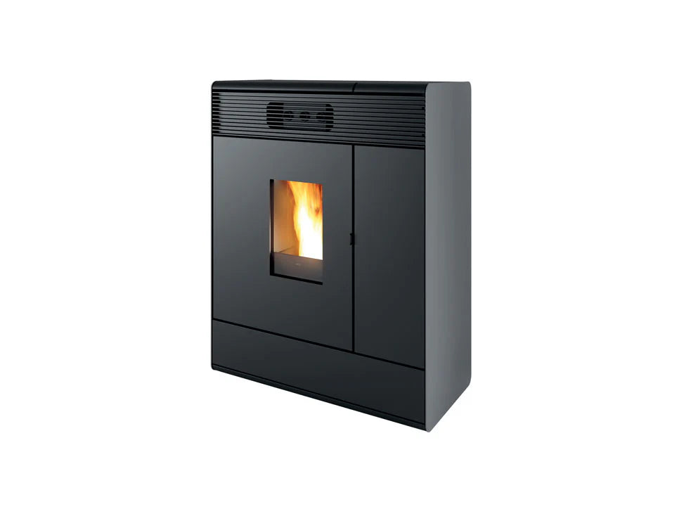 Termostufa a Pellet Slim MCZ Aki Hydromatic 18 R Maestro Plus Da 18 Kw Vari Colori