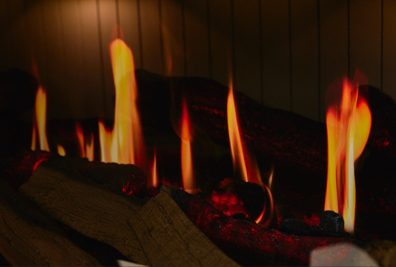 Camino Elettrico ad Alta Definizione MaisonFire Modello ENCANTO 130 - Dimplex - distribuito da MaisonFire con Garanzia Italia