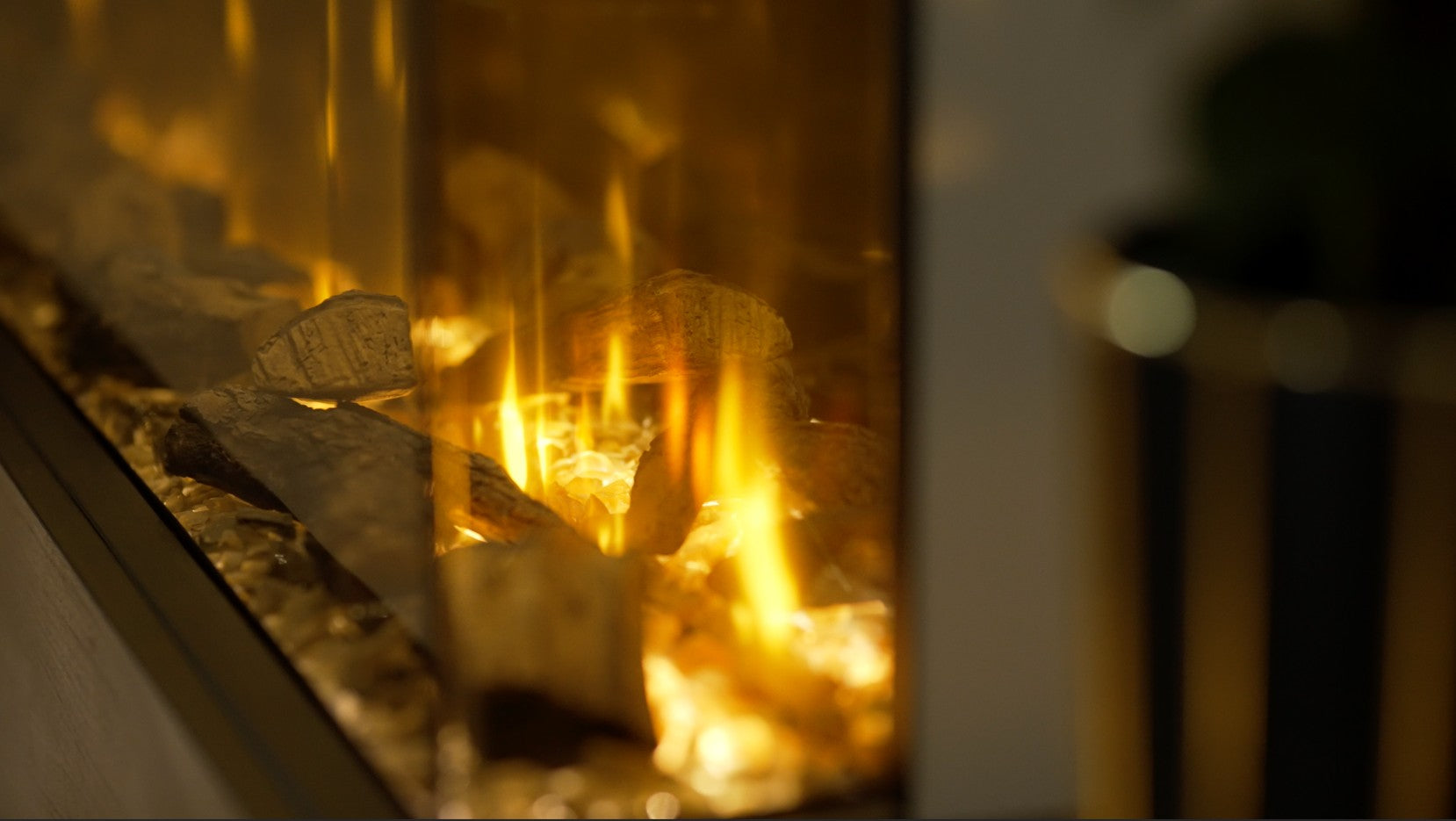 Camino Elettrico da Incasso MaisonFire Modello IGNITE BOLD 60 (157 cm ) - Dimplex - distribuito da MaisonFire con Garanzia Italia