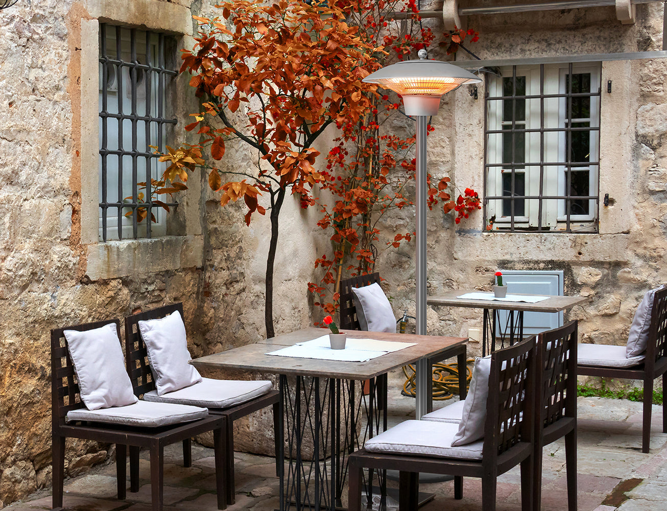 TECNO AIR SYSTEM Riscaldatore Infrarossi a Piantana Modello Ruby Patio RP-1500 - Colore Argento - Da Esterno