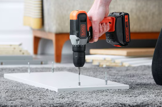 Trapano Avvitatore a Batteria Black+Decker Modello BCD001C1-QW 18V 1,5AH Con Luce Led