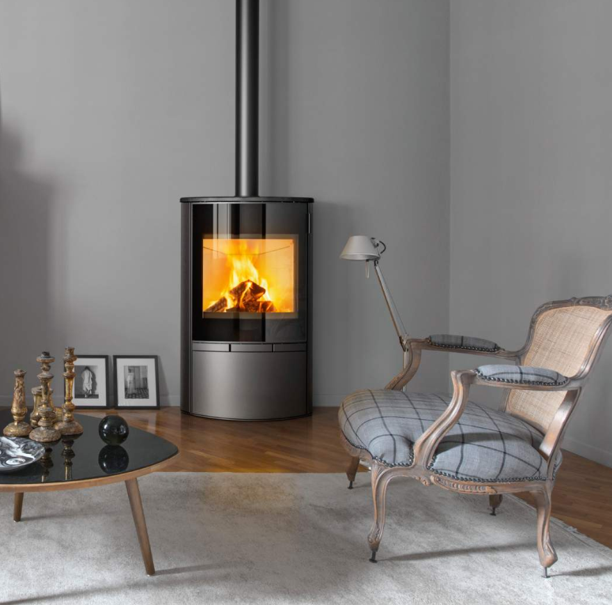 Stufa a Legna Ovale MCZ SAYA STEEL In Metallo Black Da 10 Kw