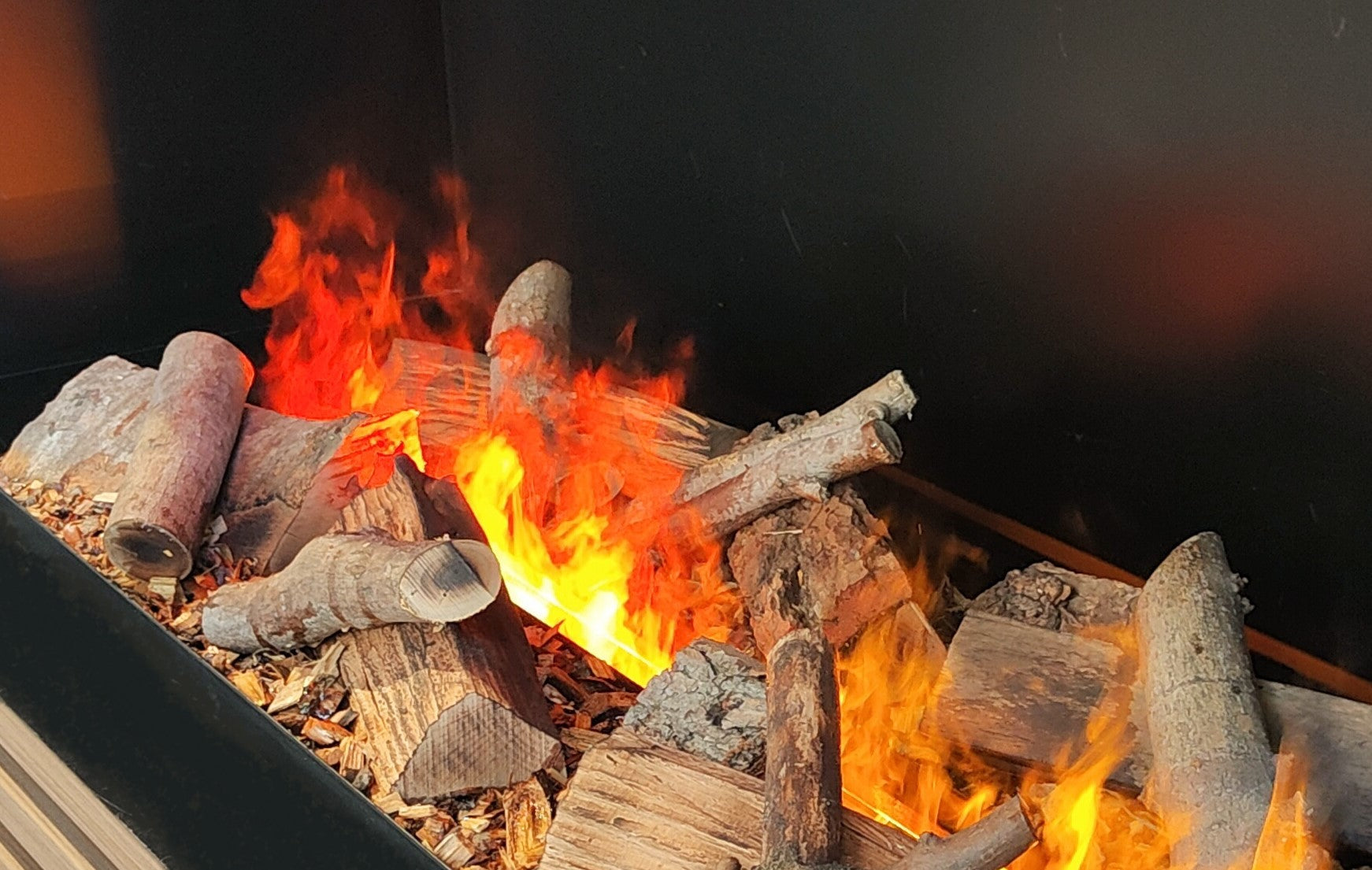 Camino Elettrico ad Acqua MaisonFire Modello BRACE 50 Multicolore (Con Serbatoio) - Dimplex - distribuito da MaisonFire con Garanzia Italia