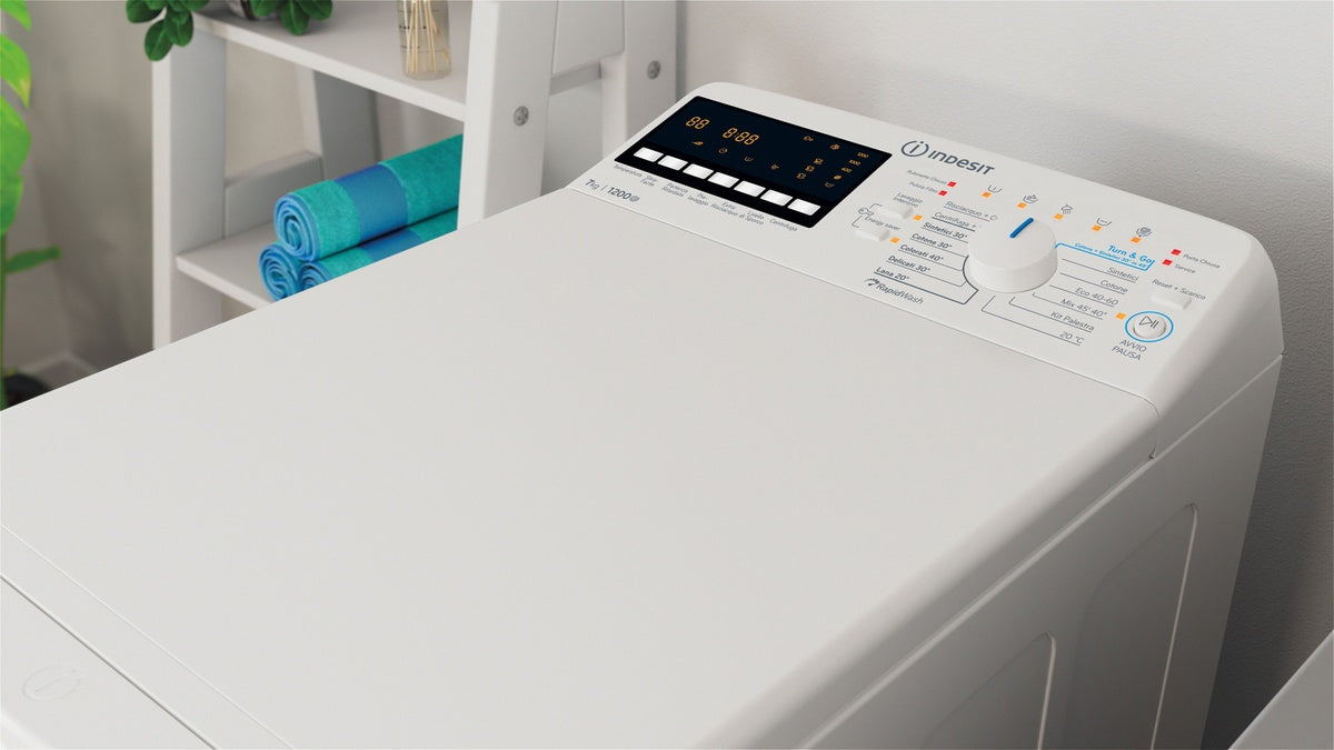 Lavatrice a Libera Installazione Caricamento dall'Alto Indesit Turn&GO BTW B7231P IT 7 kg 1200 Giri/min Bianco