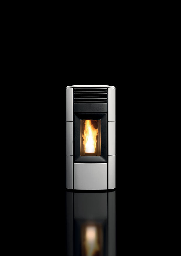 Stufa a Pellet MCZ Club Comfort Air 12 R Maestro Plus Da 12 Kw Vari Colori