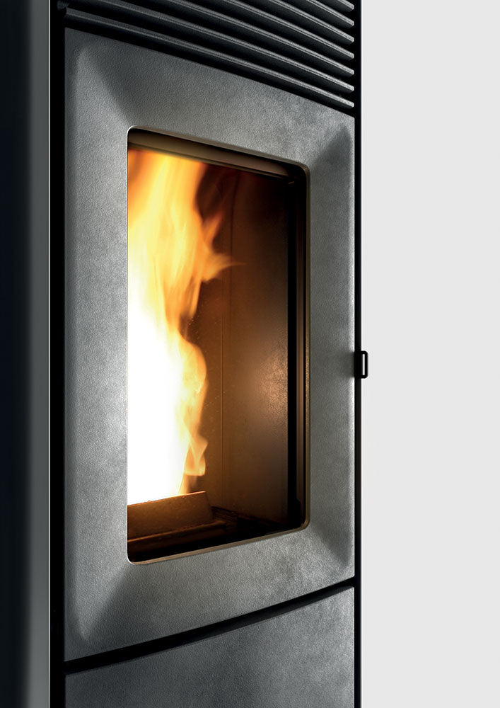 Stufa a Pellet MCZ Ego Hydromatic 12 R Maestro Plus Da 12 Kw Vari Colori