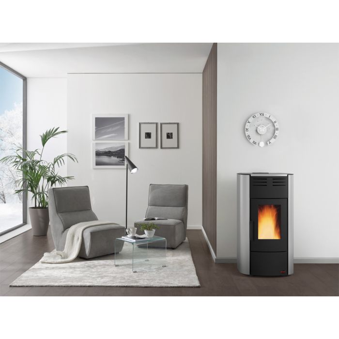 Termostufa a Pellet La Nordica Extraflame Modello RAFFAELLA IDRO H15 Da 18 kW Colore Grigio