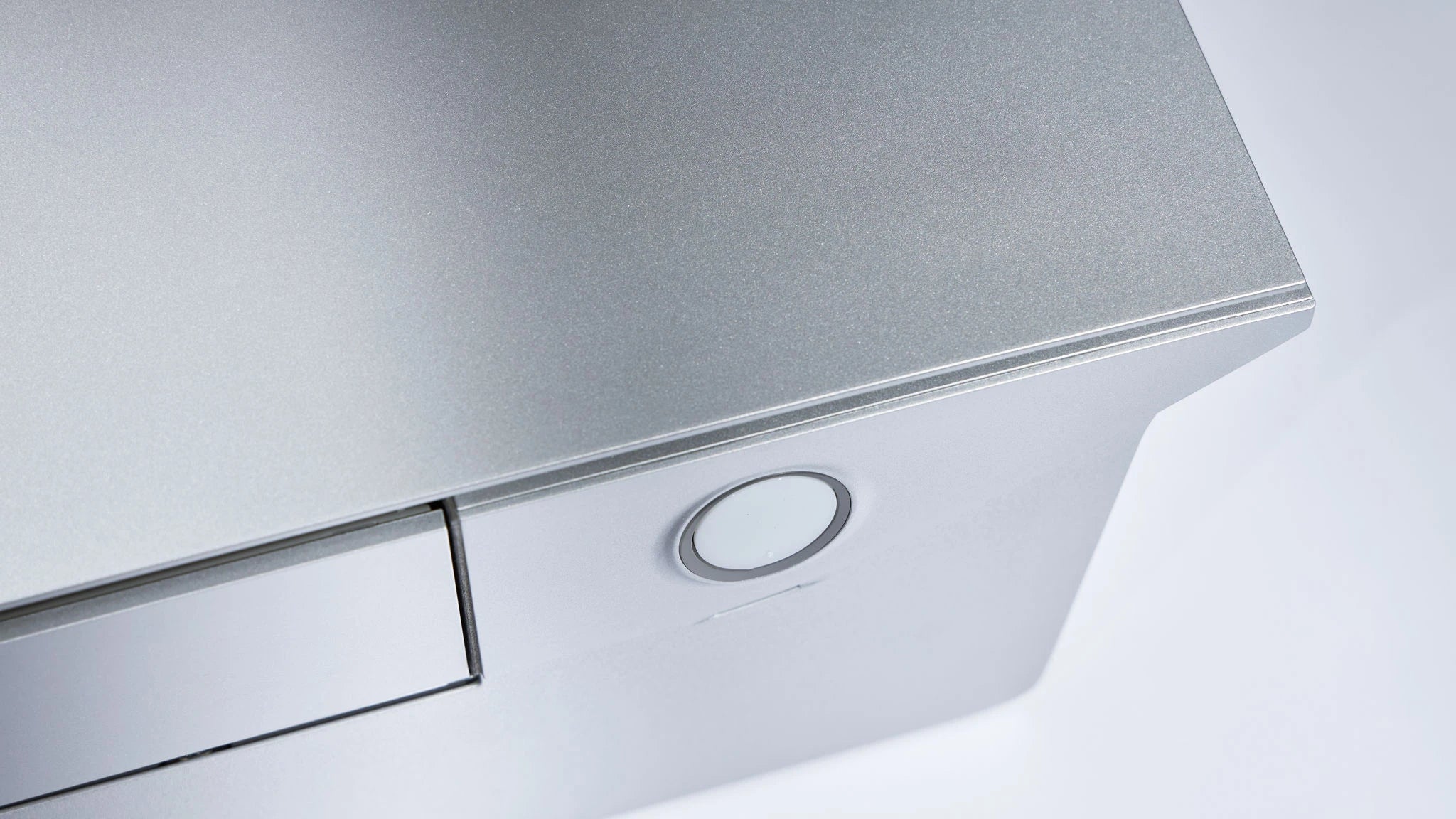 Condizionatore Climatizzatore Daikin Bluevolution Inverter Monosplit Emura III Silver Wi-Fi FTXJ20AS9 R-32 7000 BTU