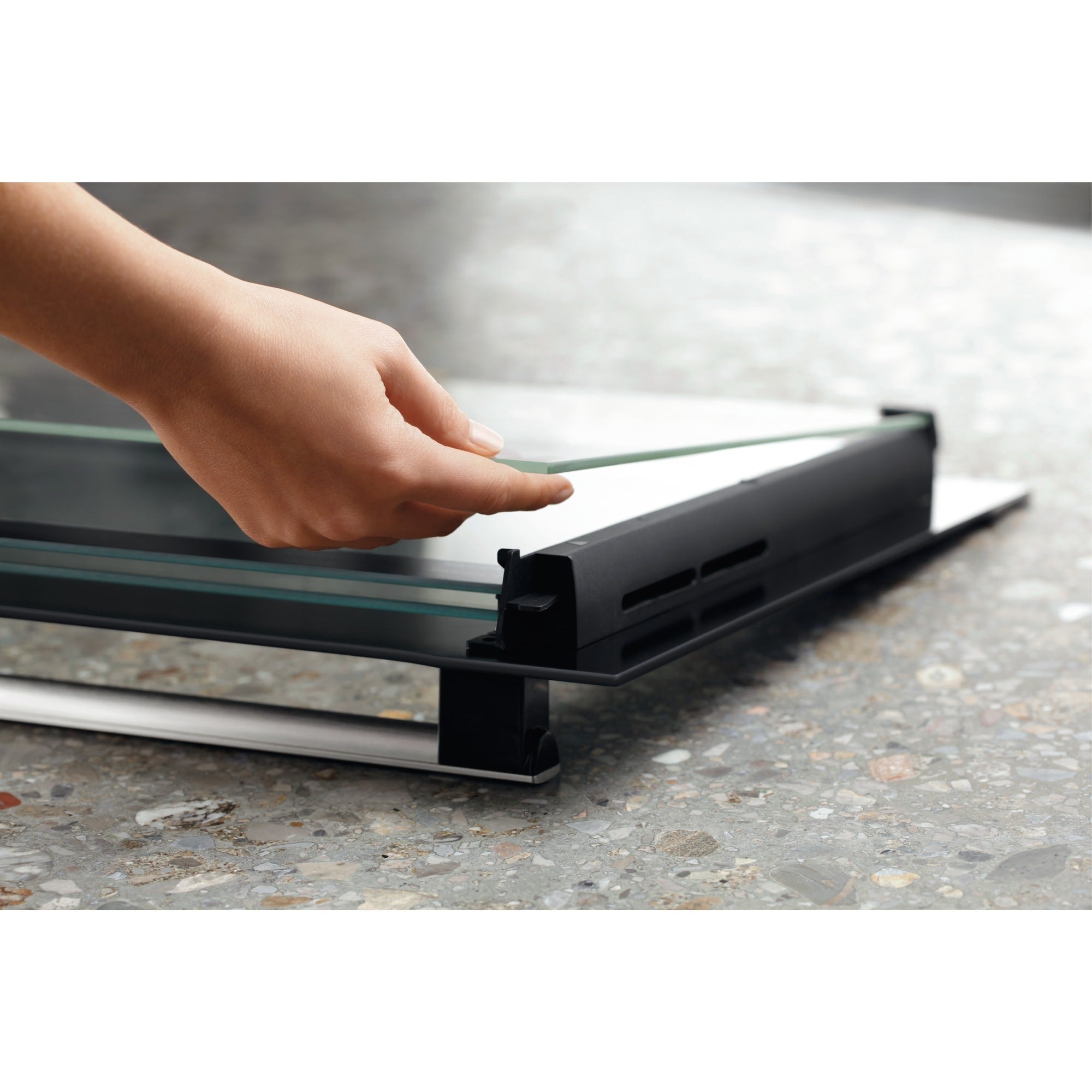 Forno Multifunzione Da Incasso Electrolux Serie 300 EOH2H00BX 58L in Acciaio Inox