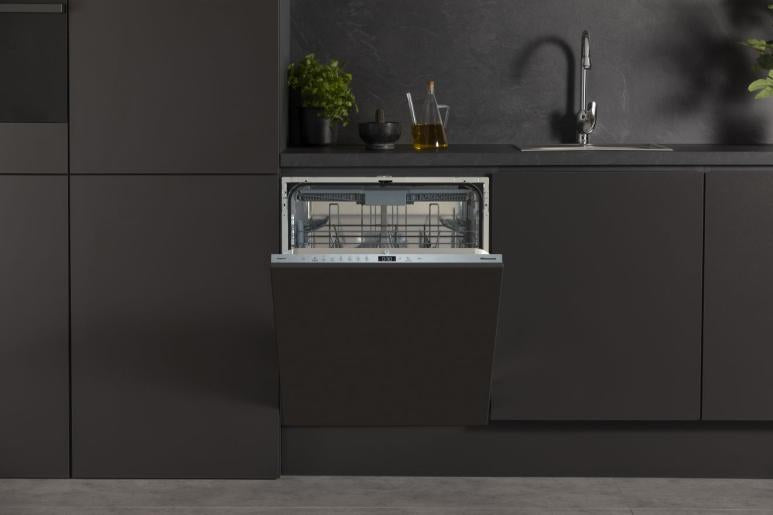 Lavastoviglie Da Incasso a Scomparsa Totale Hisense HV643D90 16 Coperti Classe D