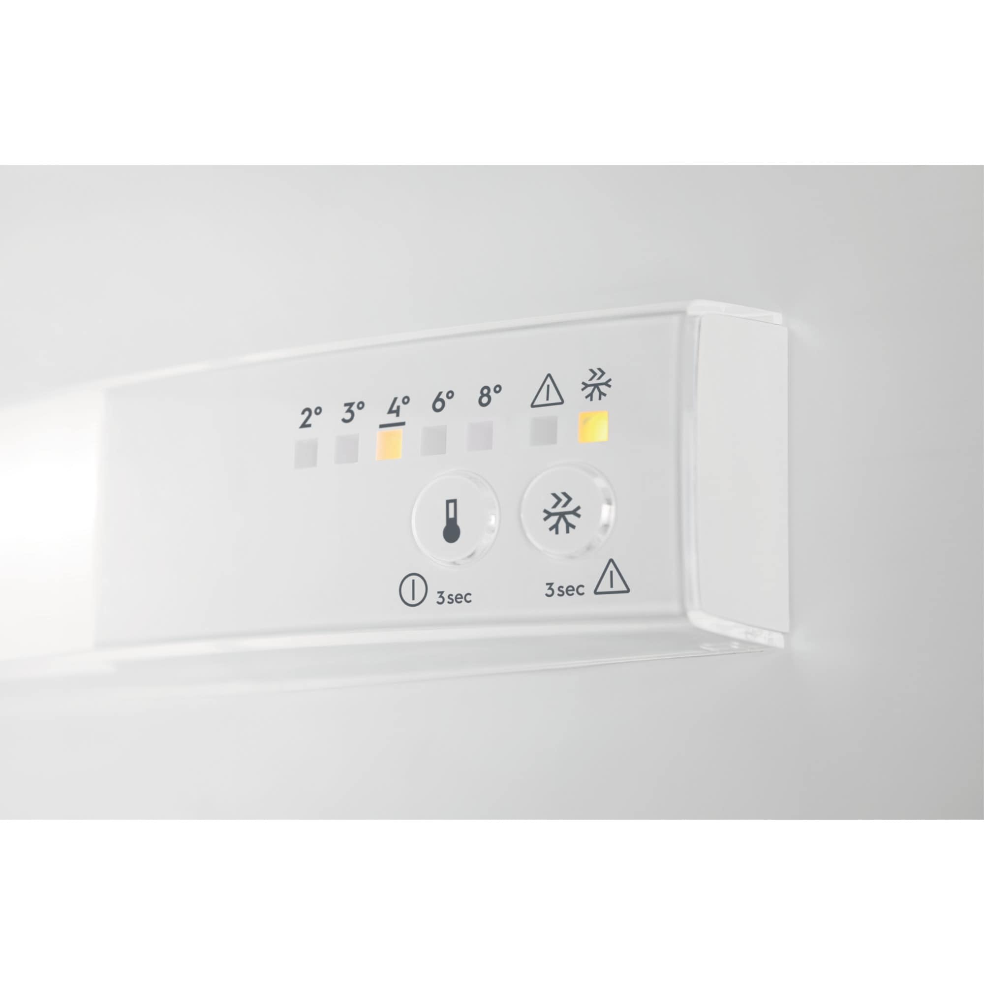 Frigorifero Con Congelatore Da Incasso Electrolux Serie 500 ColdSense ETS5LE16S 249L Classe E