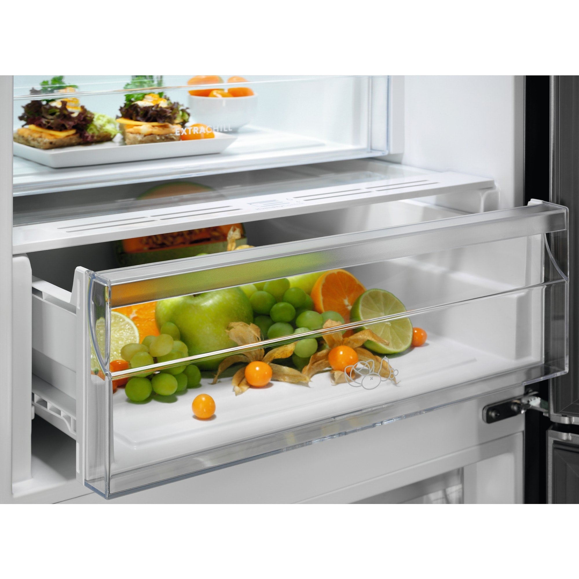Frigorifero con Congelatore Libera Installazione Electrolux Serie 600 TwinTech® LNT6ME32U2 Total No Frost 186 cm