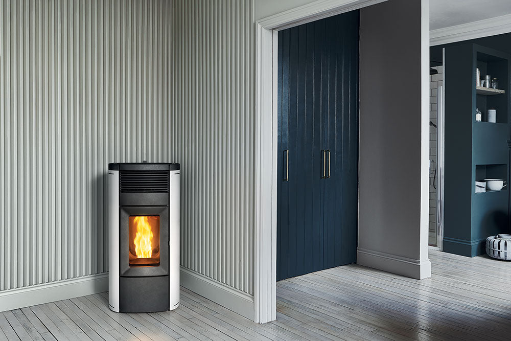 Stufa a Pellet MCZ Musa Hydromatic 18 R Maestro Plus Da 18 Kw Vari Colori