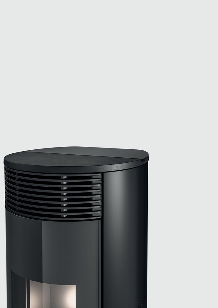 Stufa a Pellet Tonda MCZ Pad Hydromatic 18 R Maestro Plus Da 18 Kw Vari Colori